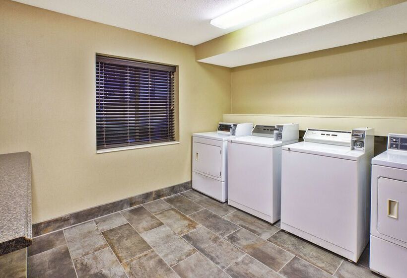 호텔 Hampton Inn Gaylord