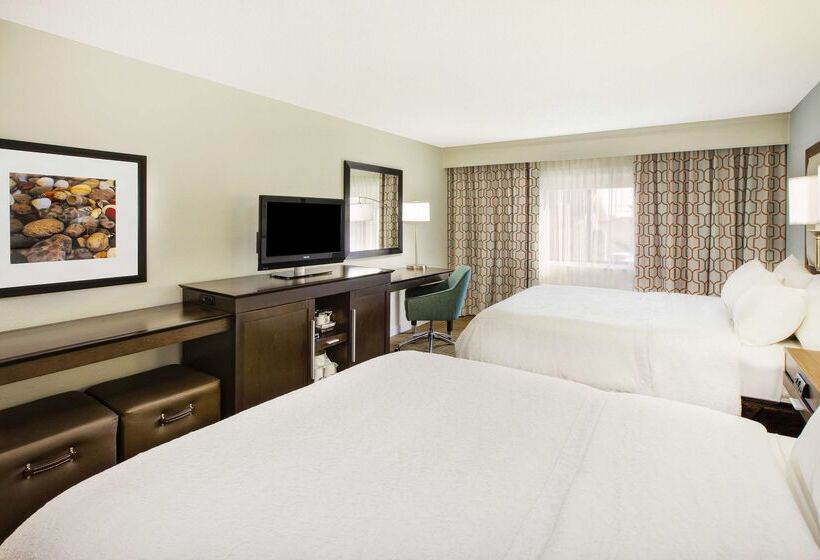 호텔 Hampton Inn Gaylord