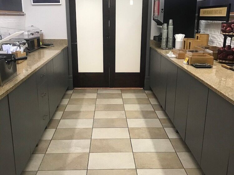 호텔 Hampton Inn Gaylord