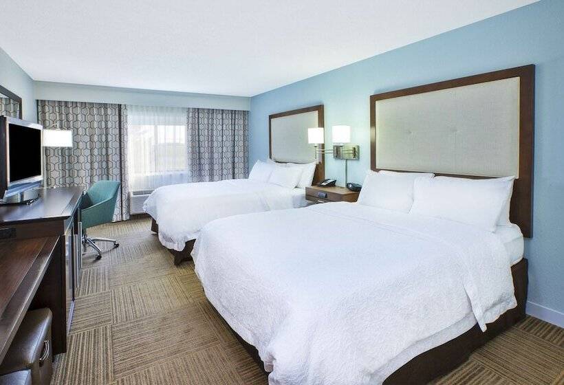 호텔 Hampton Inn Gaylord