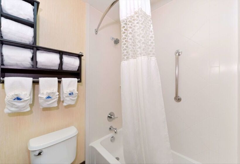 Отель Hampton Inn Glenwood Springs