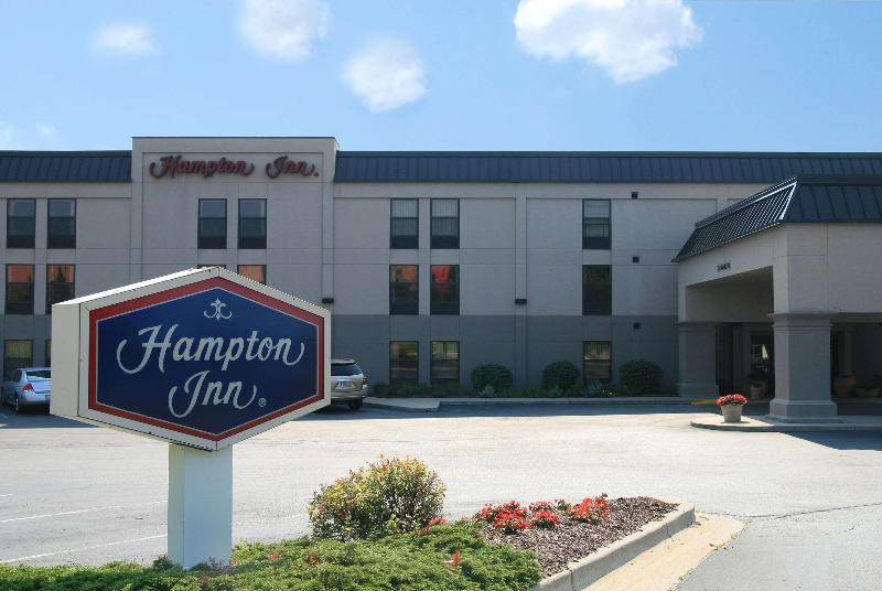 Отель Hampton Inn Grand Rapids North