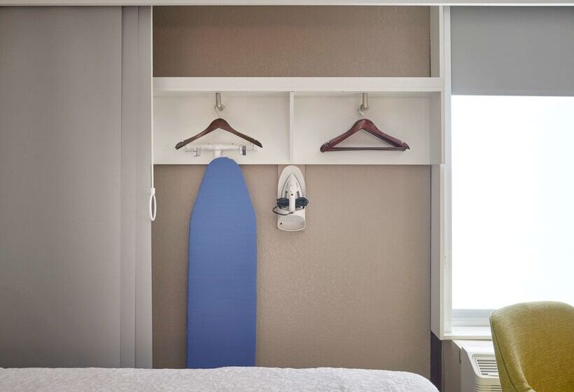 Отель Hampton Inn By Hilton Harrisburg West