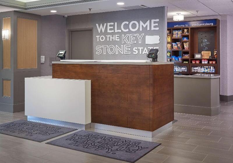 Отель Hampton Inn By Hilton Harrisburg West