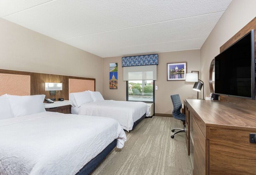 호텔 Hampton Inn Harrisburgeast