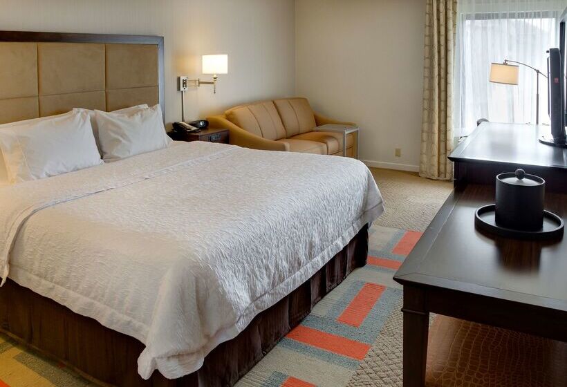 בית מלון כפרי Hampton Inn Harrisonburg   University