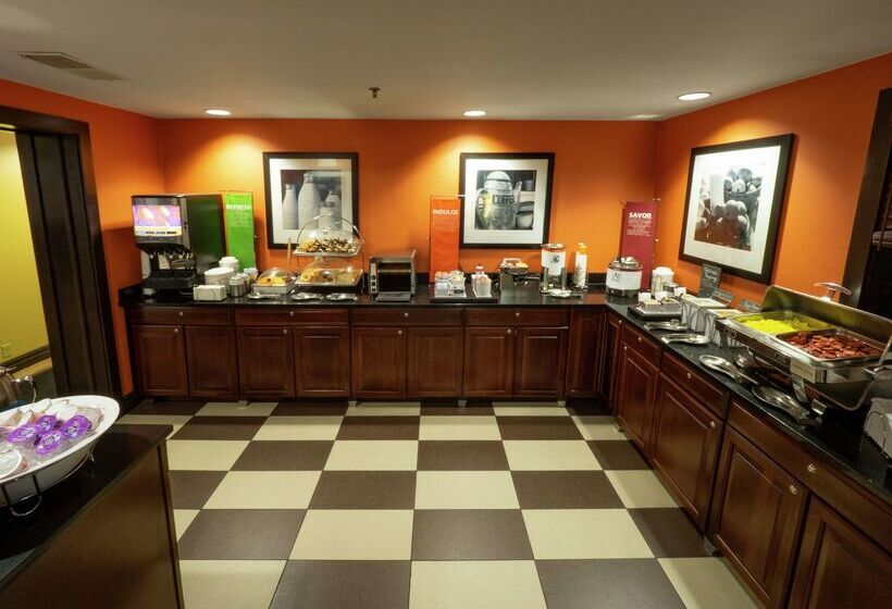 בית מלון כפרי Hampton Inn Hazleton