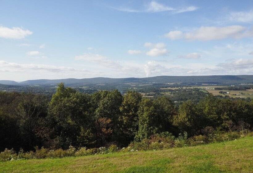 בית מלון כפרי Hampton Inn Hazleton