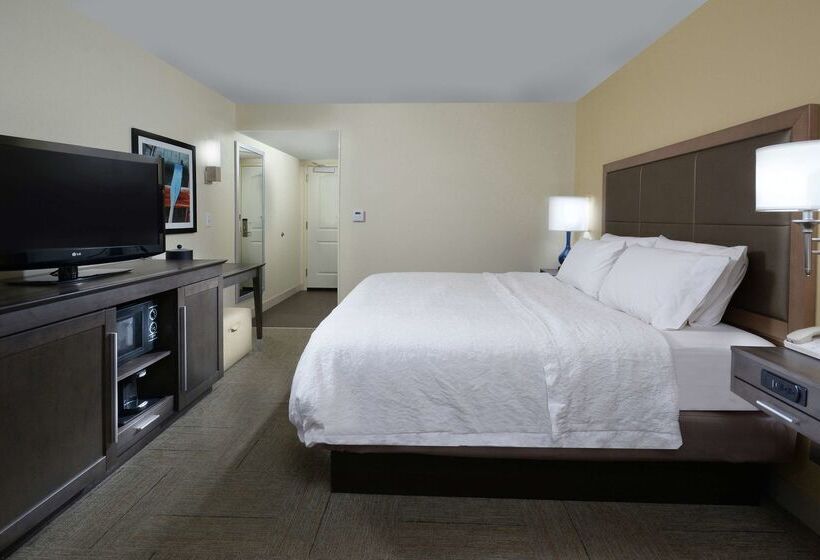 هتل Hampton Inn High Point