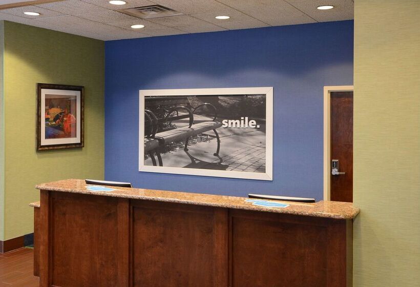 هتل Hampton Inn High Point