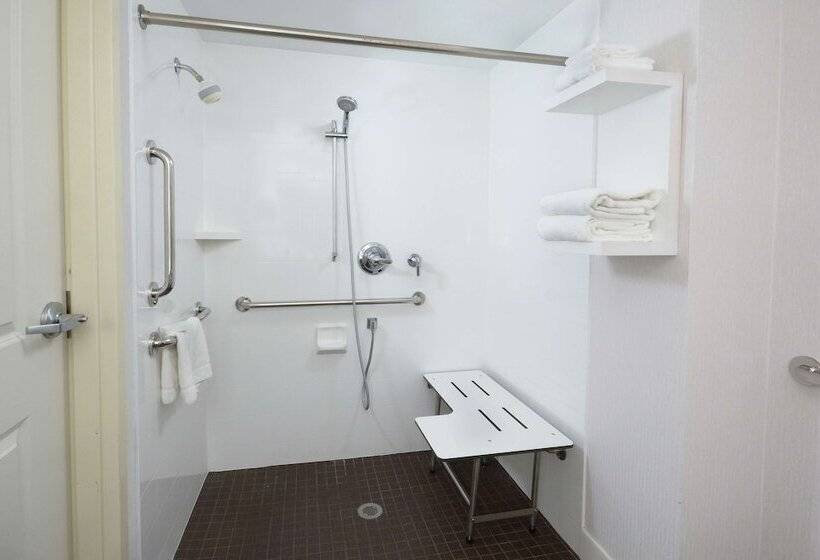 هتل Hampton Inn High Point