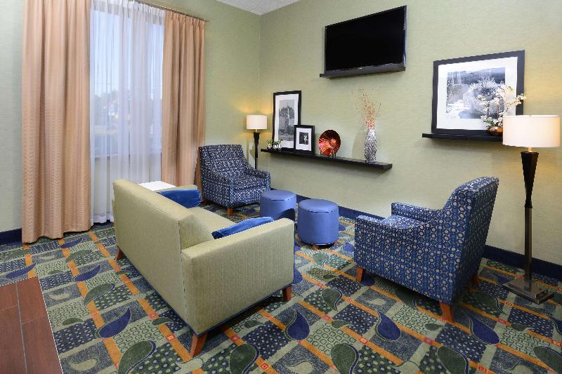 هتل Hampton Inn High Point