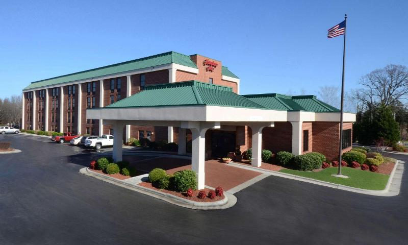 هتل Hampton Inn High Point