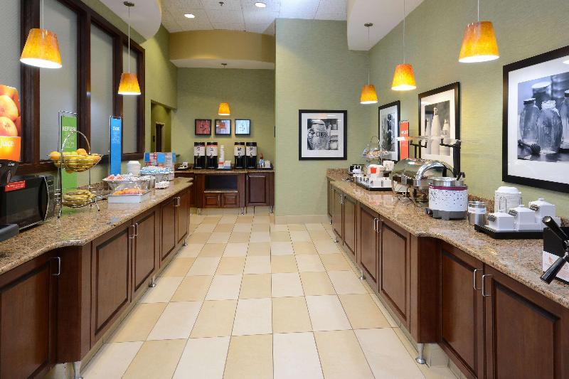 هتل Hampton Inn High Point