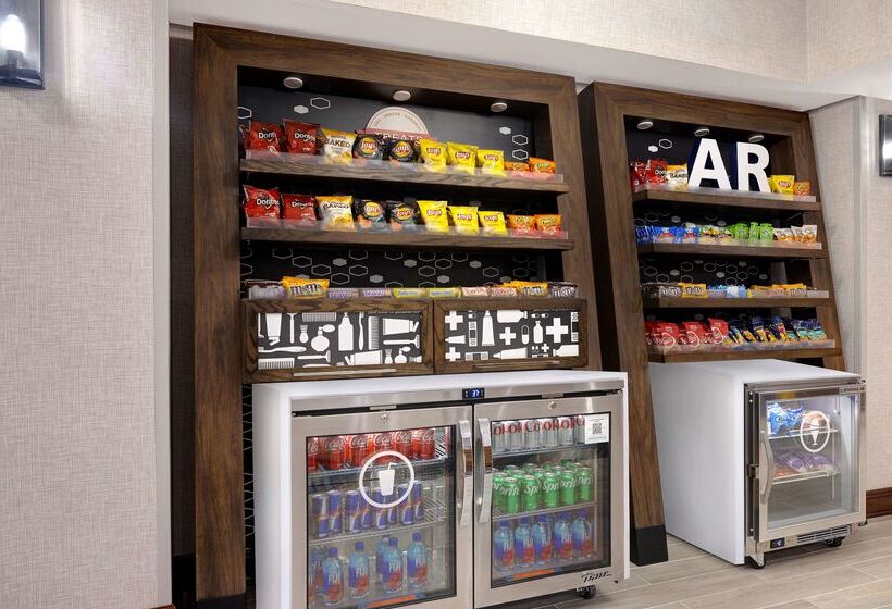 هتل Hampton Inn Hot Springs