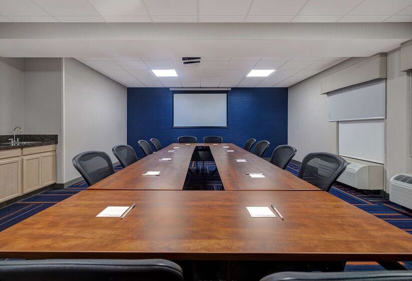 فندق Hampton Inn Hot Springs