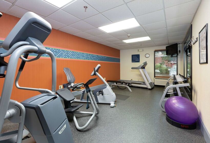 فندق Hampton Inn Houma