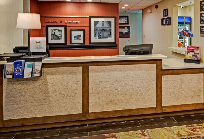 בית מלון כפרי Hampton Inn Houston Baytown