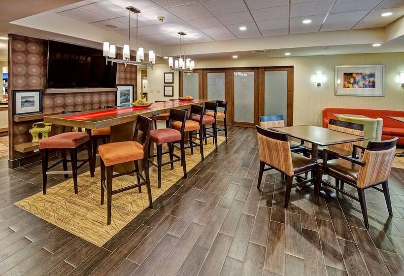 فندق Hampton Inn Houston Baytown