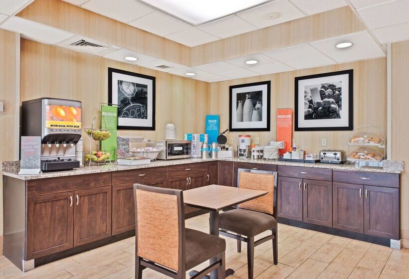 Отель Hampton Inn Huntington/barboursville