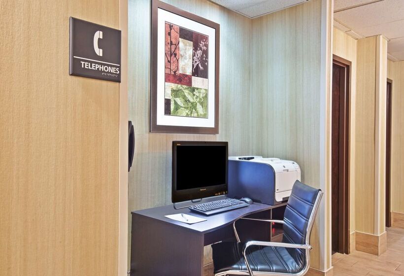 Отель Hampton Inn Huntington/barboursville