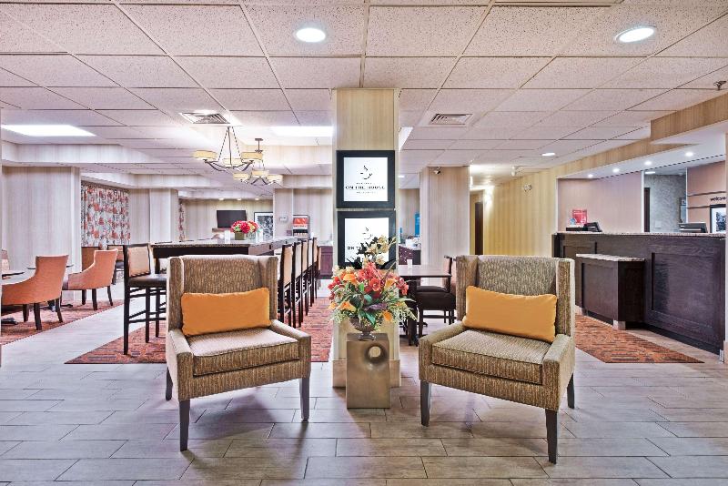 هتل Hampton Inn Huntington/barboursville
