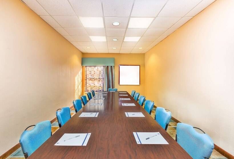 Отель Hampton Inn Huntsville Arsenal/south Pkway