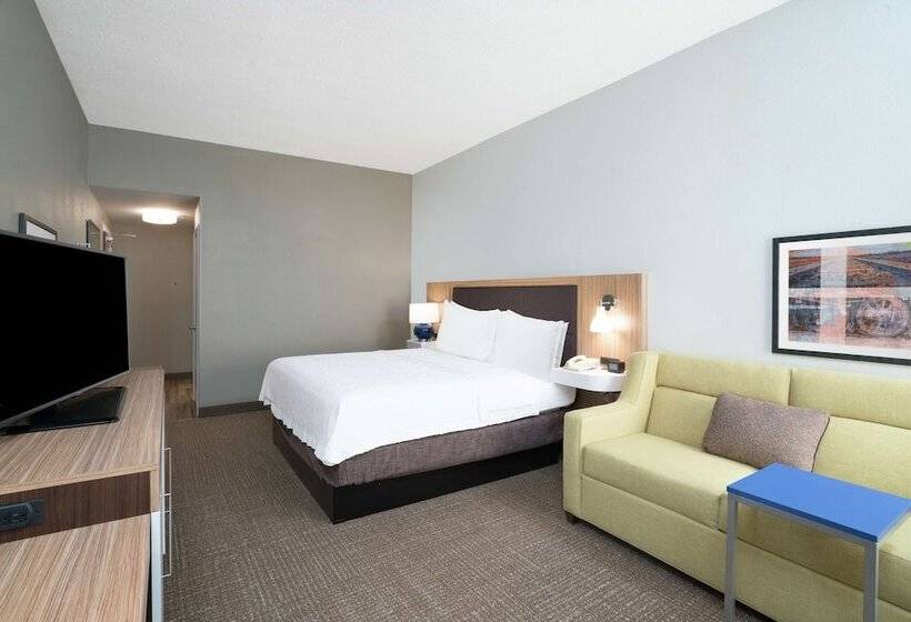 هتل Hampton Inn Madison Huntsville Airport