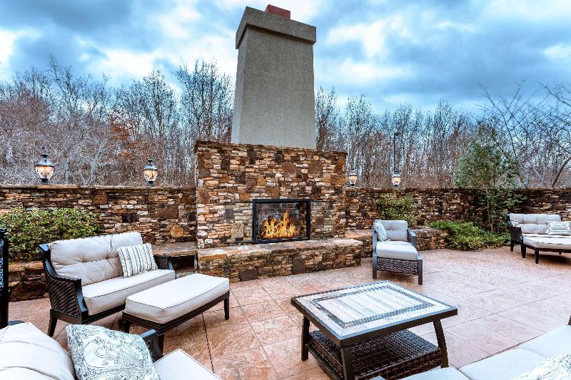 هتل Hampton Inn Madison Huntsville Airport