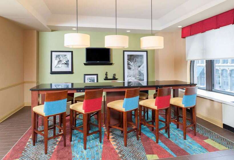 酒店 Hampton Inn Indianapolis Downtown Across From Circle Centre