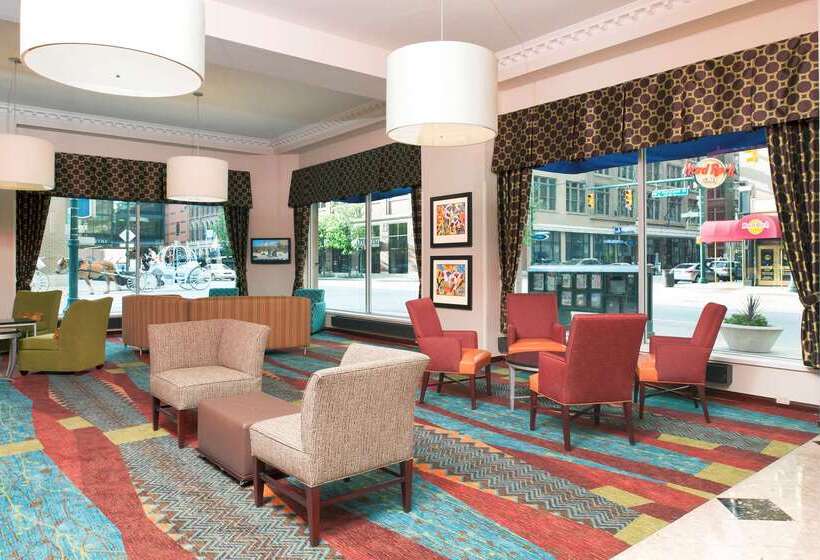 酒店 Hampton Inn Indianapolis Downtown Across From Circle Centre