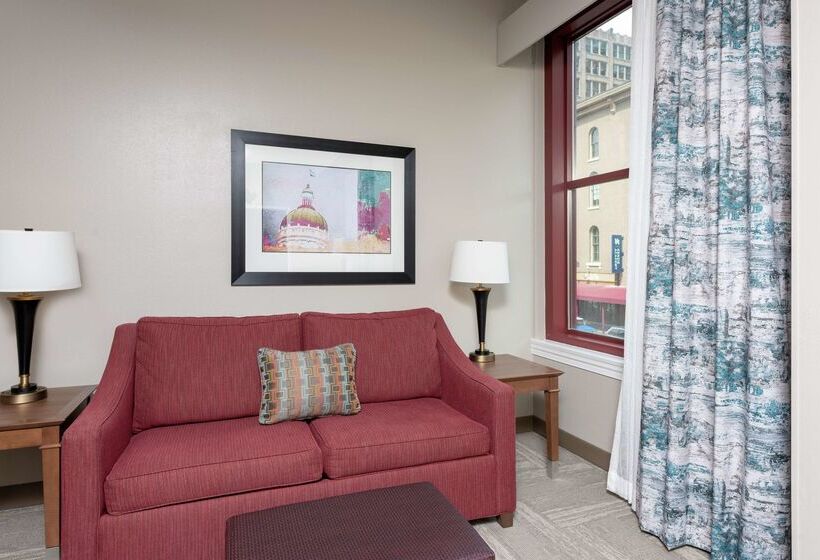 酒店 Hampton Inn Indianapolis Downtown Across From Circle Centre