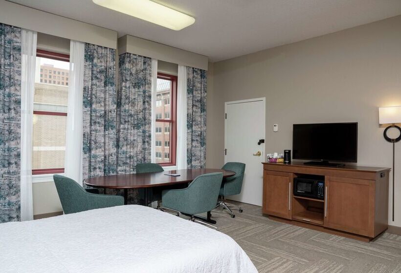 酒店 Hampton Inn Indianapolis Downtown Across From Circle Centre