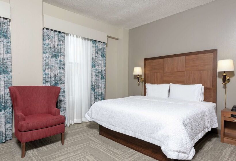 فندق Hampton Inn Indianapolis Downtown Across From Circle Centre