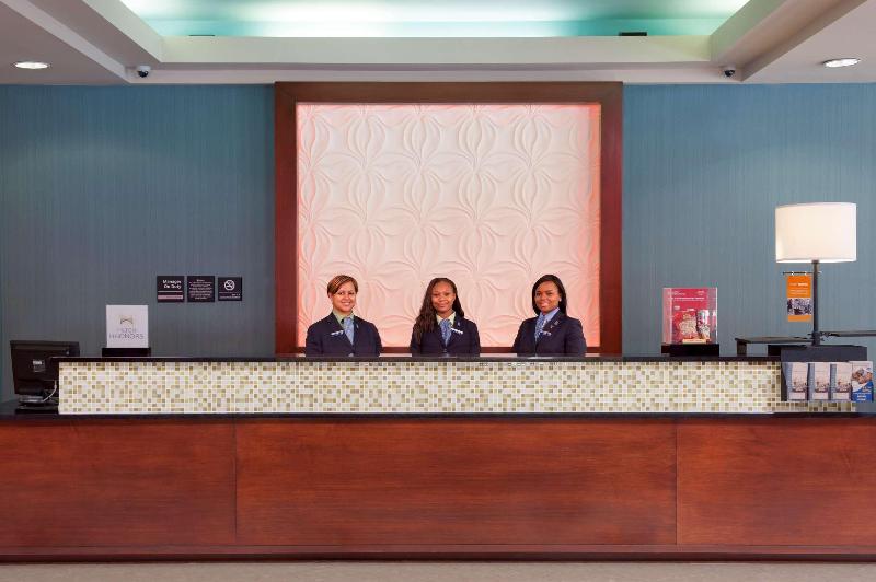 酒店 Hampton Inn Indianapolis Downtown Across From Circle Centre