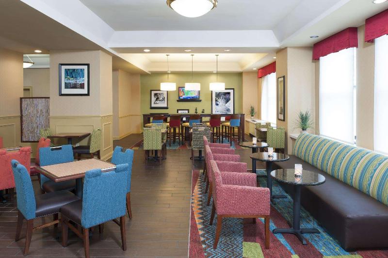 ホテル Hampton Inn Indianapolis Downtown Across From Circle Centre