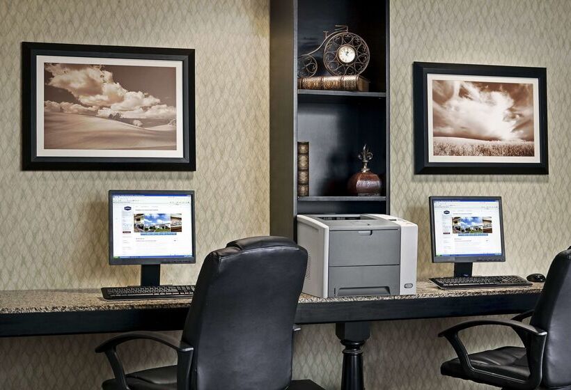 فندق Hampton Inn Iowa City/coralville