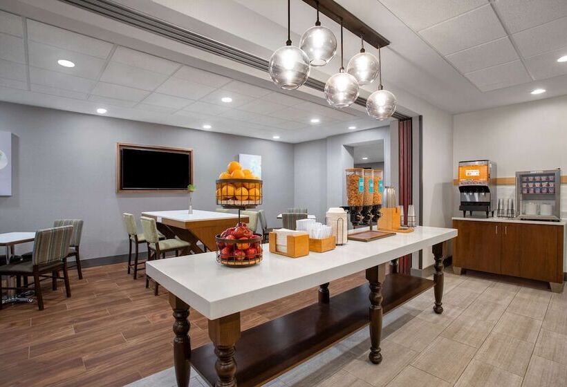 فندق Hampton Inn Iowa City/coralville