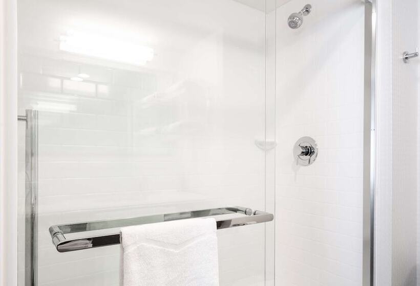 فندق Hampton Inn Iowa City/coralville