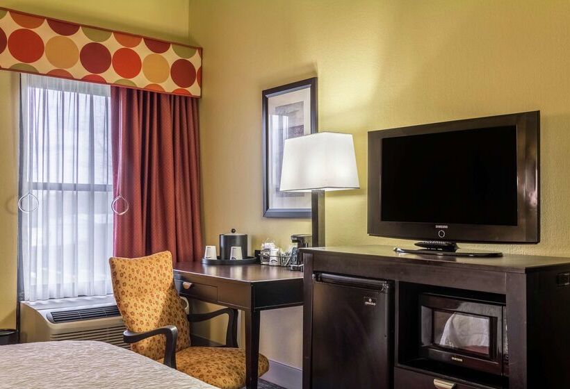 فندق Hampton Inn Jackson/clinton