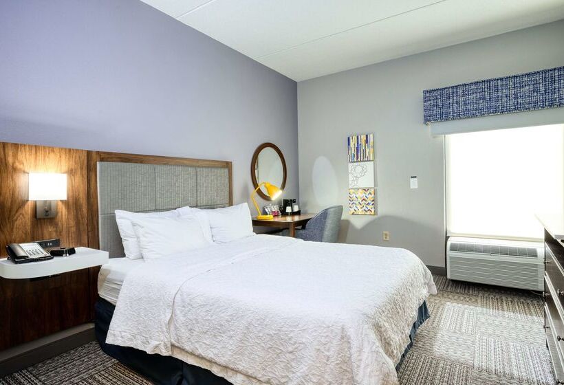 فندق Hampton Inn Janesville