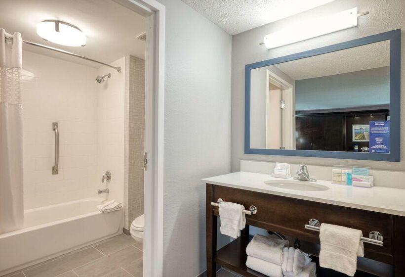 فندق Hampton Inn Janesville