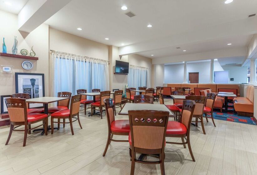 فندق Hampton Inn Jefferson City At Capital Mall