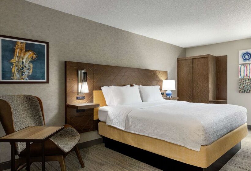 בית מלון כפרי Hampton Inn Kansas City Airport