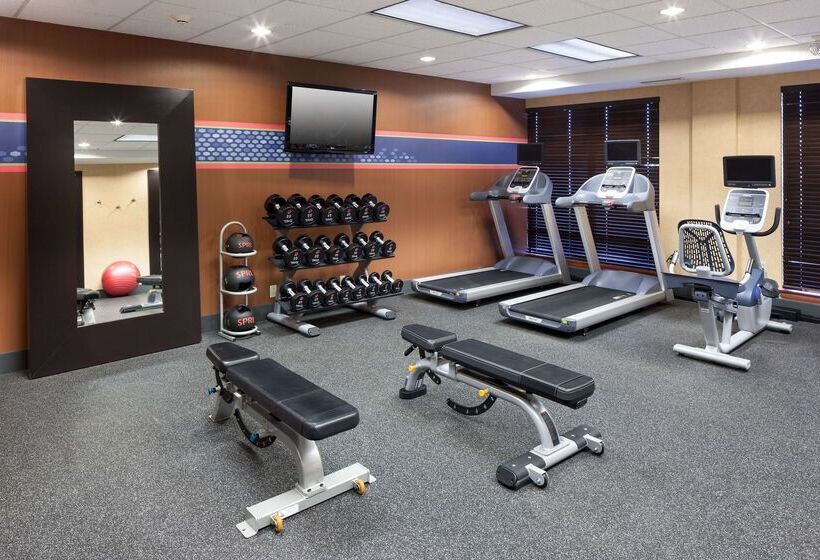 בית מלון כפרי Hampton Inn Kansas Cityliberty