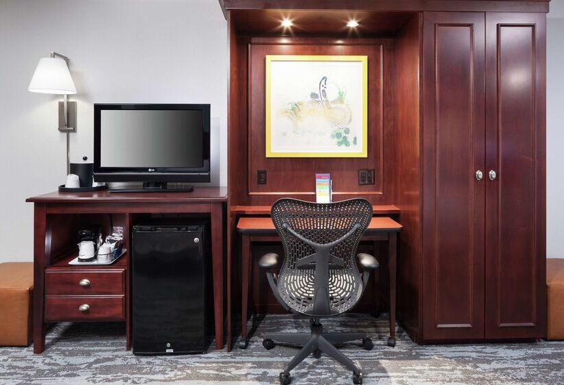 בית מלון כפרי Hampton Inn Kansas Cityliberty