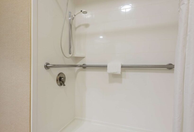 فندق Hampton Inn Kent/akron Area