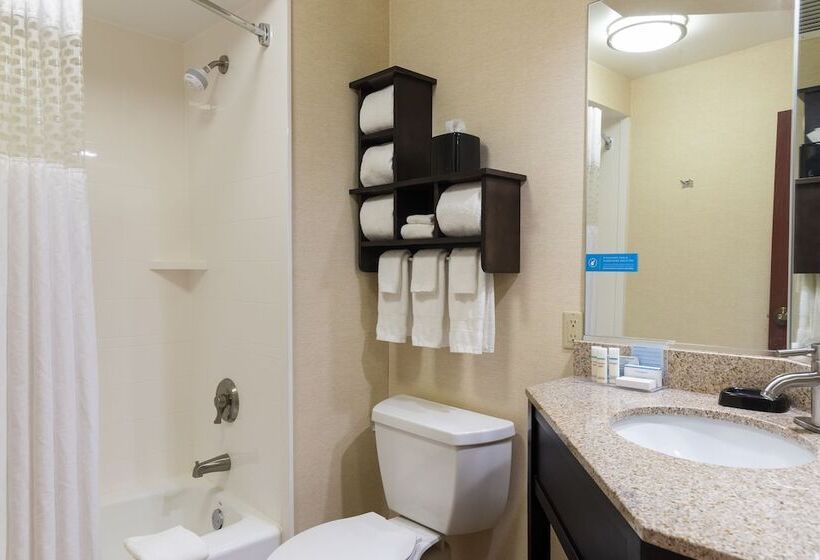 فندق Hampton Inn Kent/akron Area