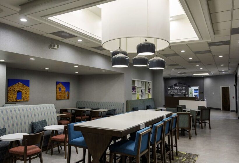 فندق Hampton Inn Kinston