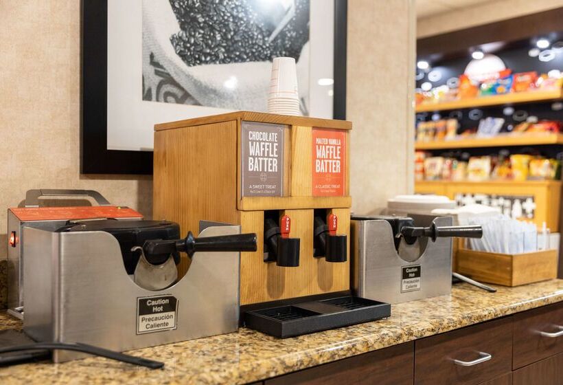 ホテル Hampton Inn By Hilton Of Kuttawa/eddyville